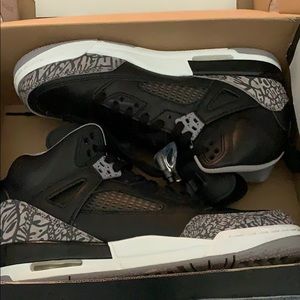Jordan’s spizike ‘cement grey’